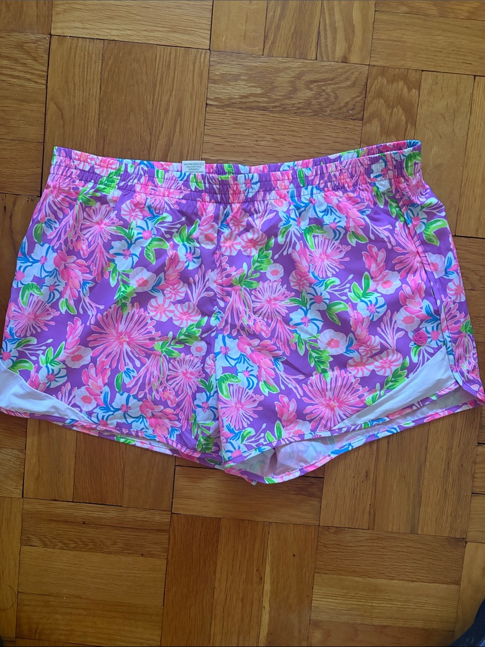 EUC Lilly Pulitzer Luxletic Ocean trail shorts Amethyst Mom’s the Word sz M